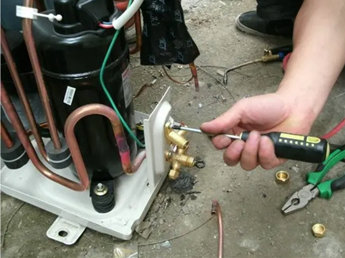 ��(j��)�Ͽ��{(di��o)�S��